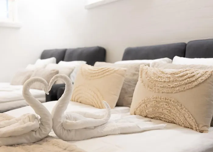 فيلة Stenberg By Booklapland *