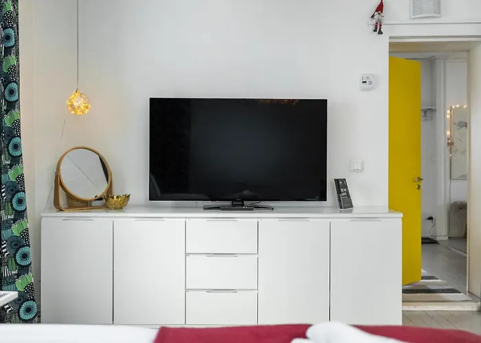 فيلة Stenberg By Booklapland روفانييمي